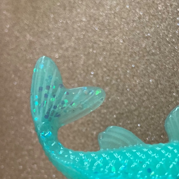 Resin koi figure - Picture 4 of 9